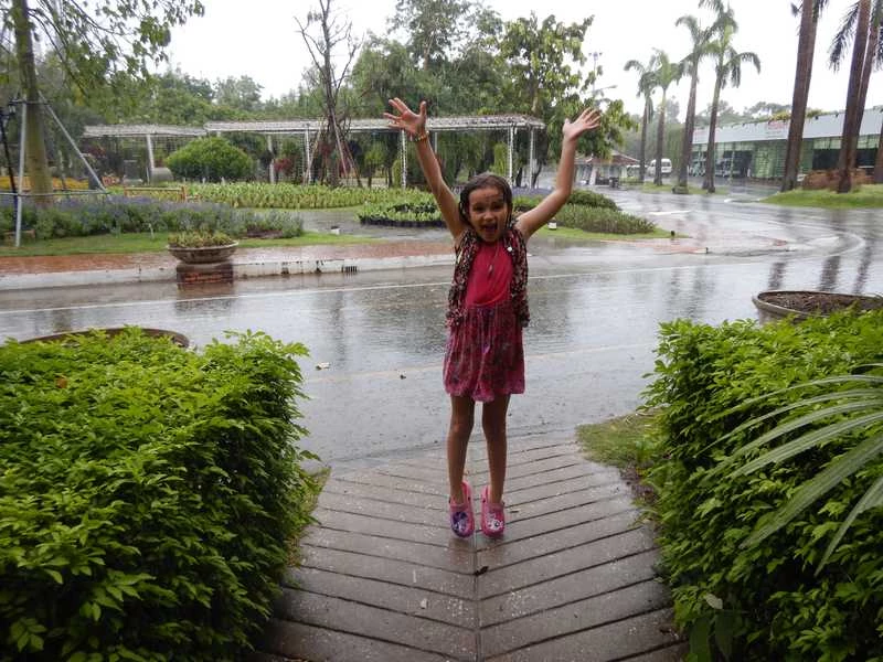 How to Take Public Transit in Chiang Mai Chiang Mai Family Guide Fun in the rain Chiang Mai, Thailand