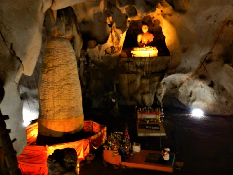 day trip  to Muang On Cave Chiang Mai