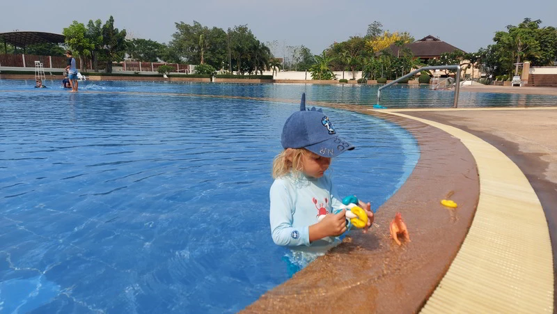 World Club pool Chiang Mai